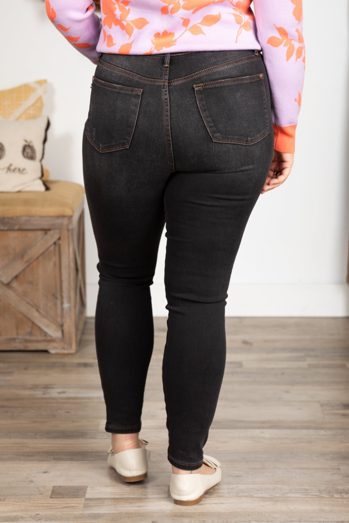 Judy Blue Black Tummy Control Contrast Jean