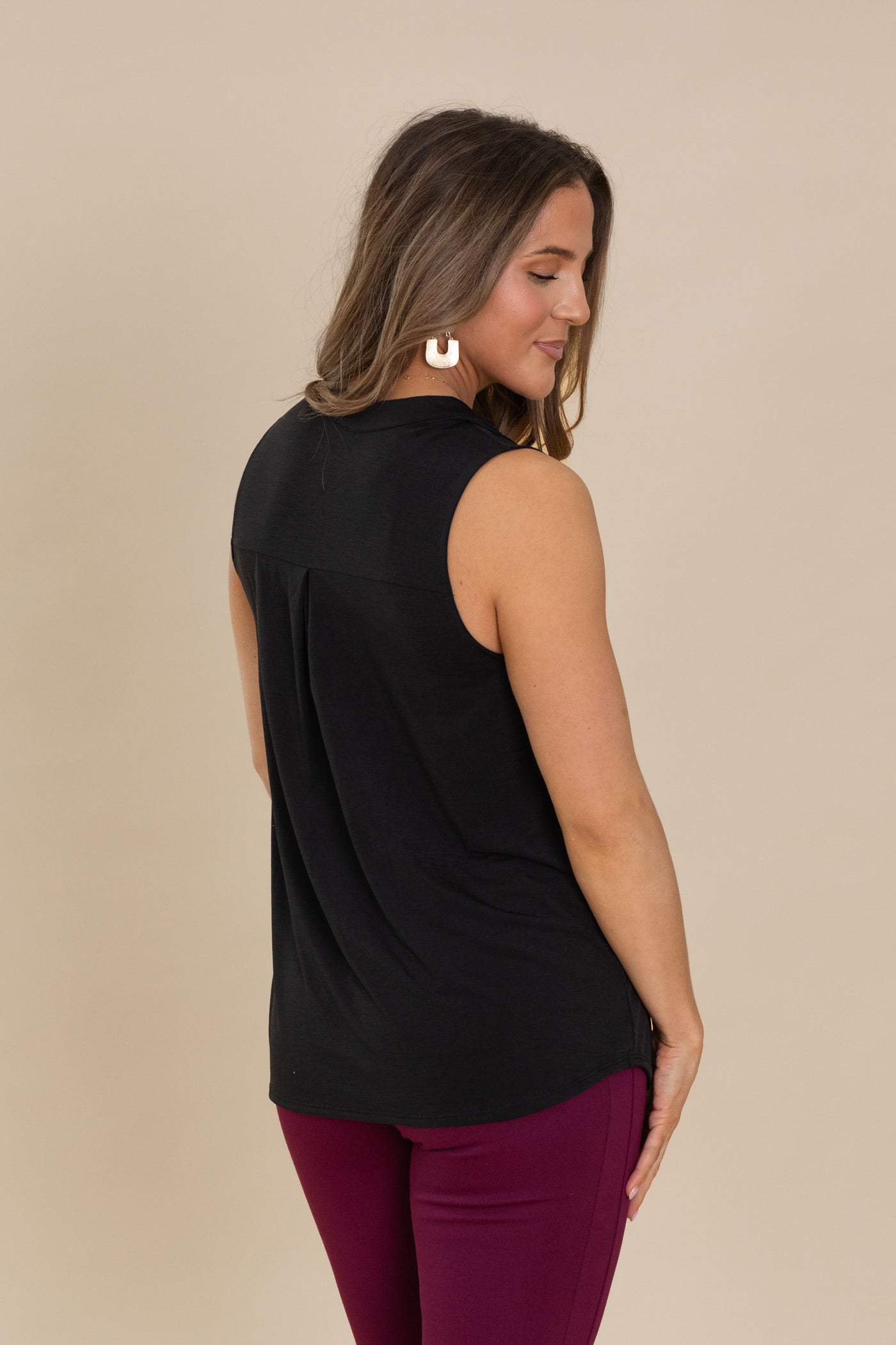 Lizzy Notch Neck Wrinkle Free Tank