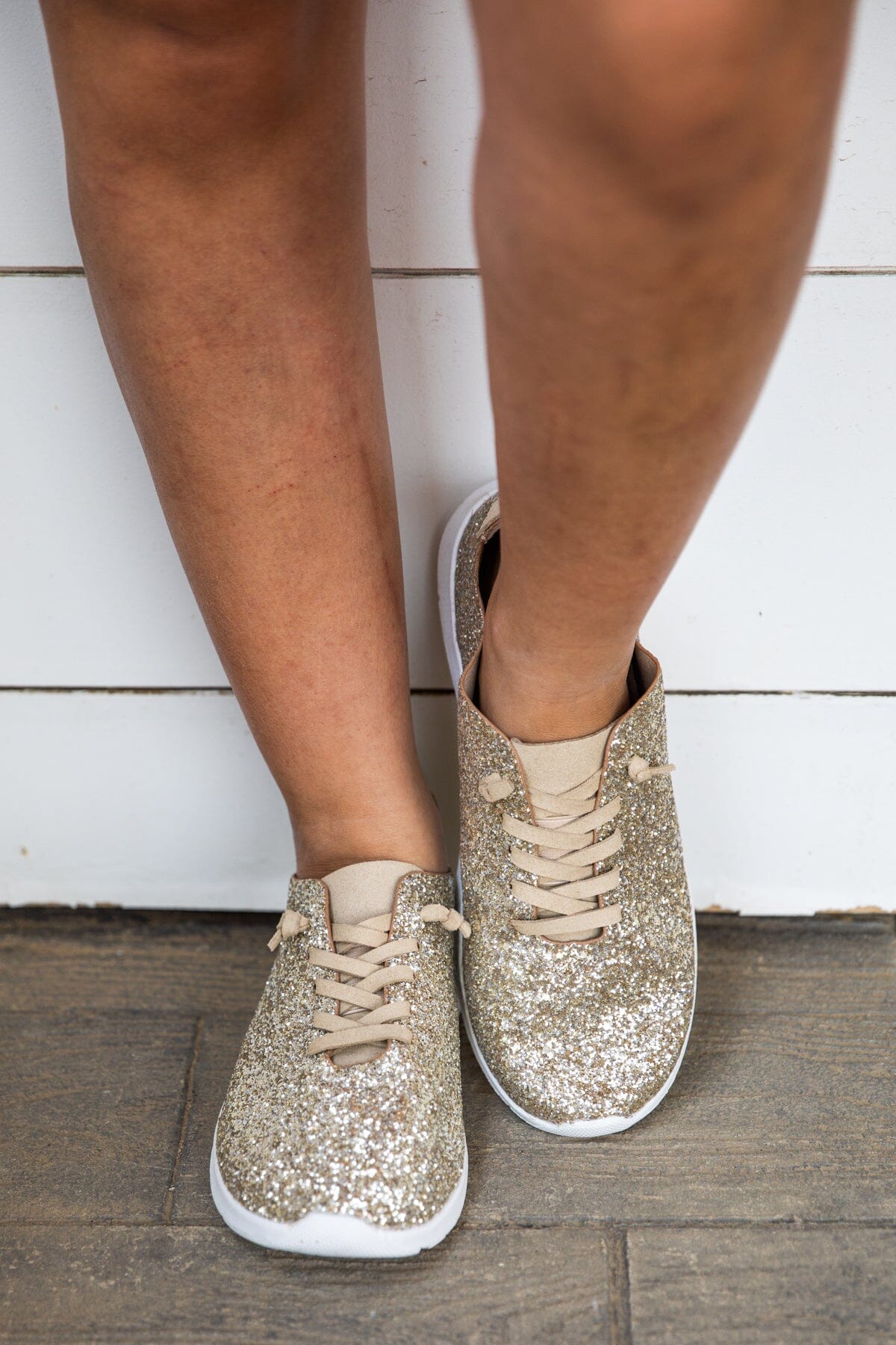 Gold glitter sales tennis shoes