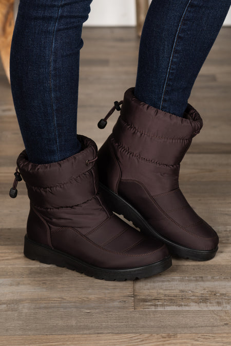 Puffer Boot With Cinch Detail