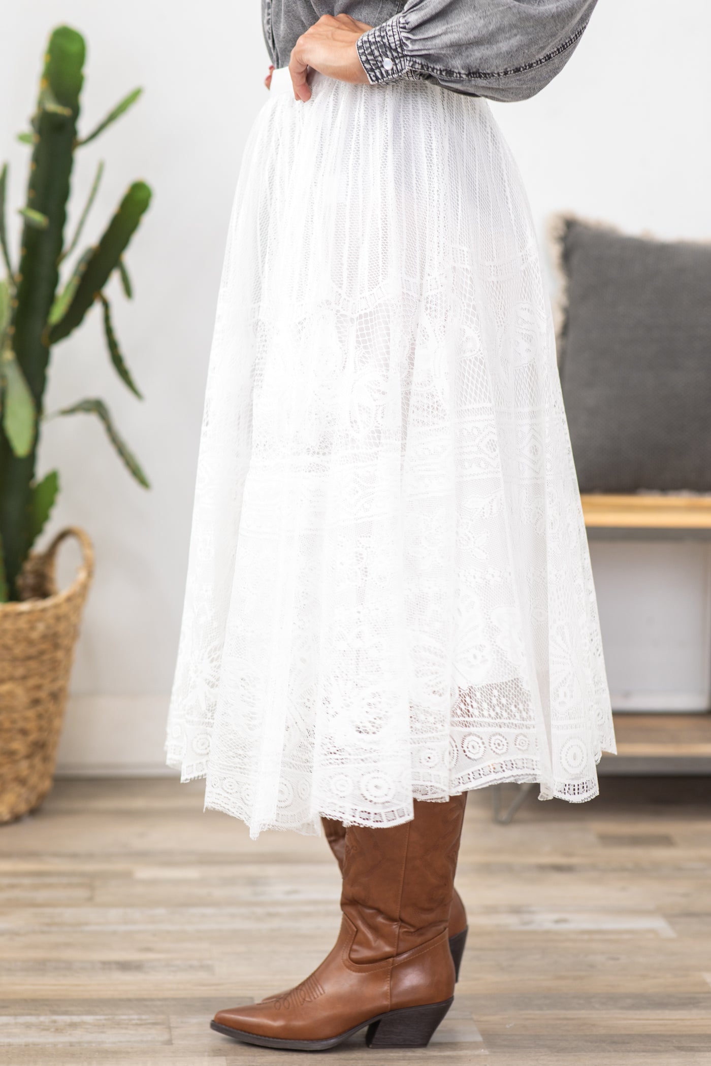 White Elastic Waist Raw Hem Lace Maxi Skirt