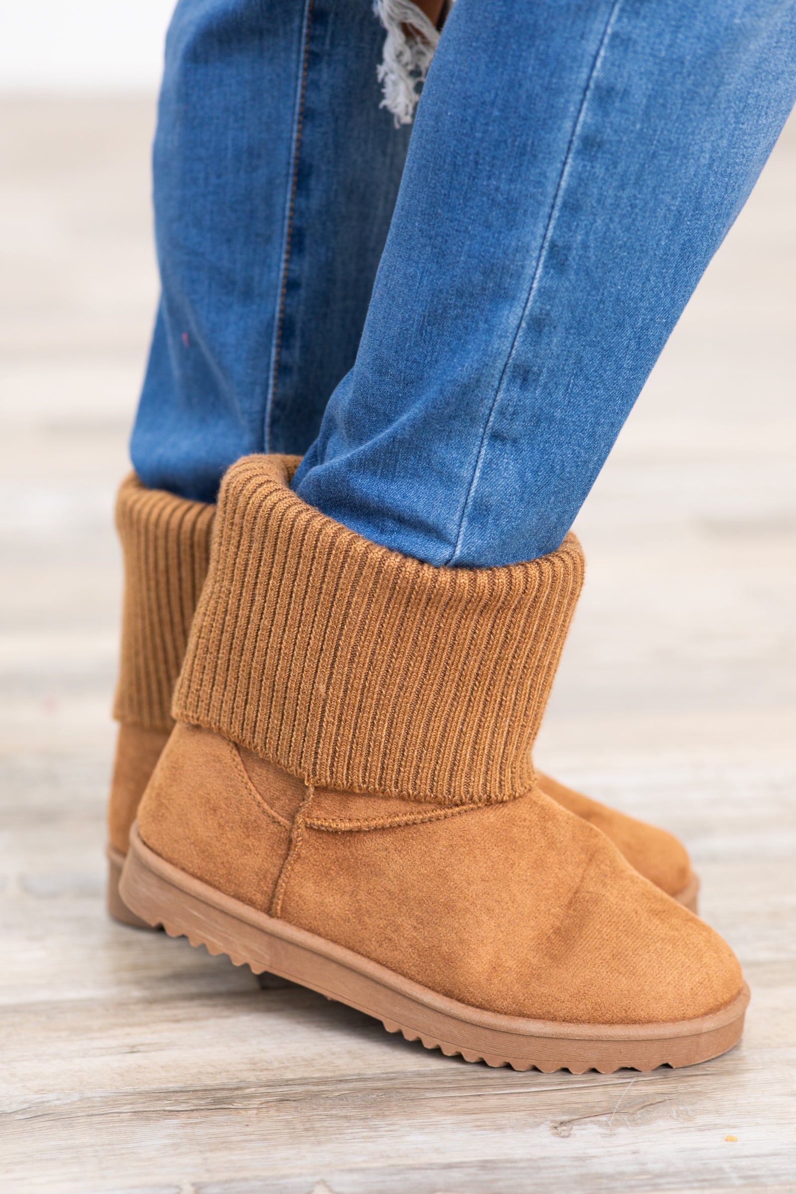 Short hotsell sweater boots