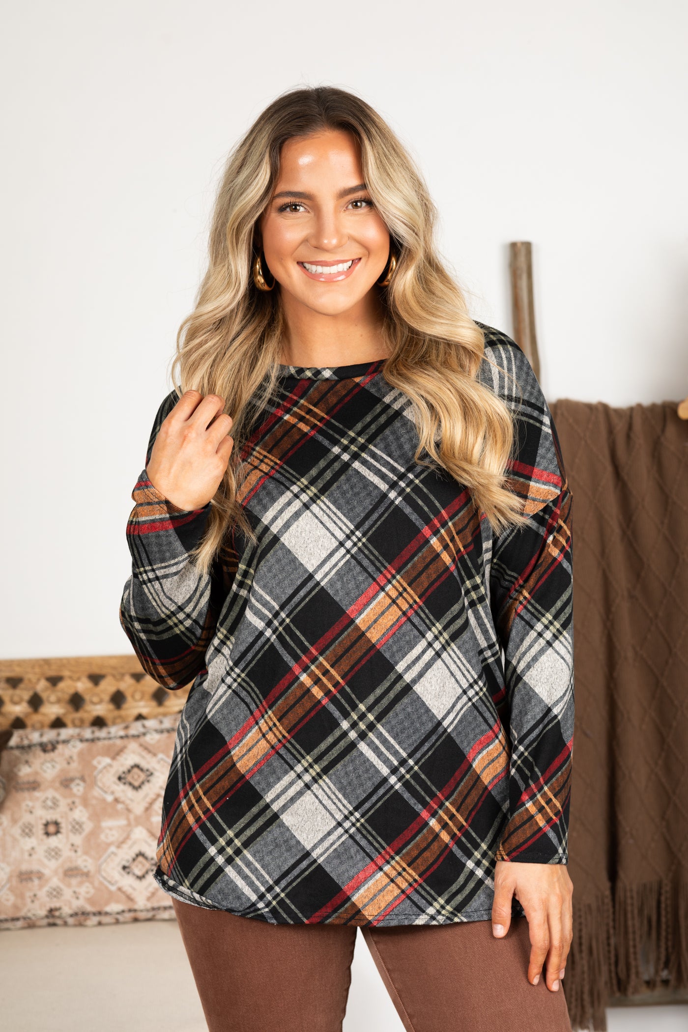 Black Plaid Long Sleeve Knit Top