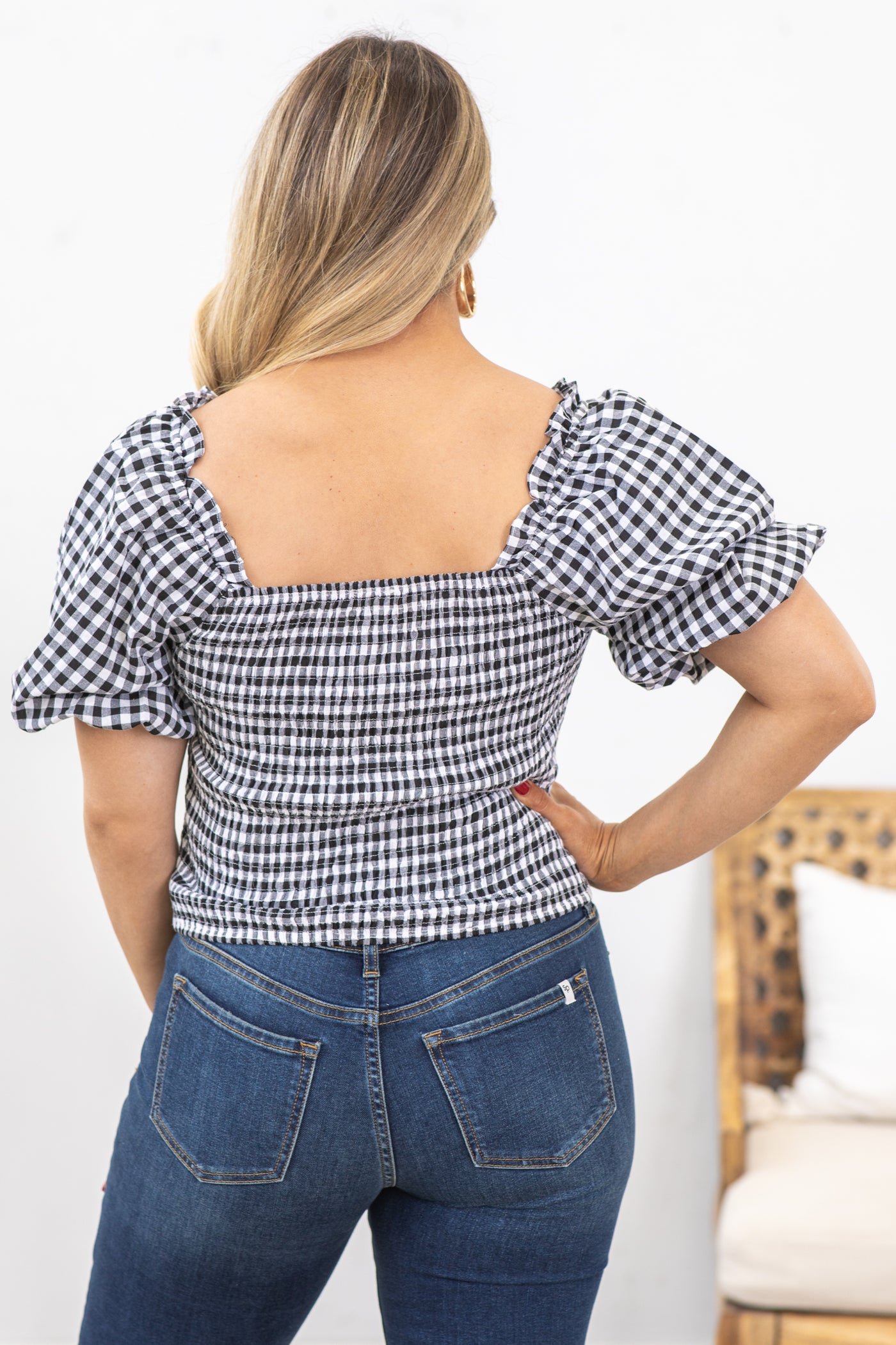 Black and White Plaid Puff Sleeve Woven Top