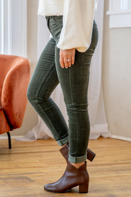 KanCan Olive Corduroy Skinny Pants