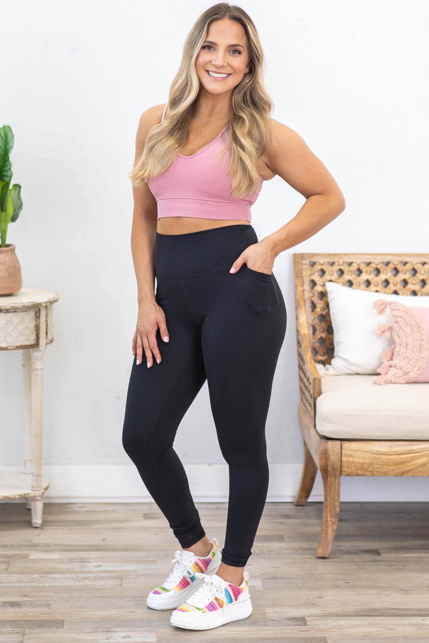 Black Tapered Band Essential Leggings