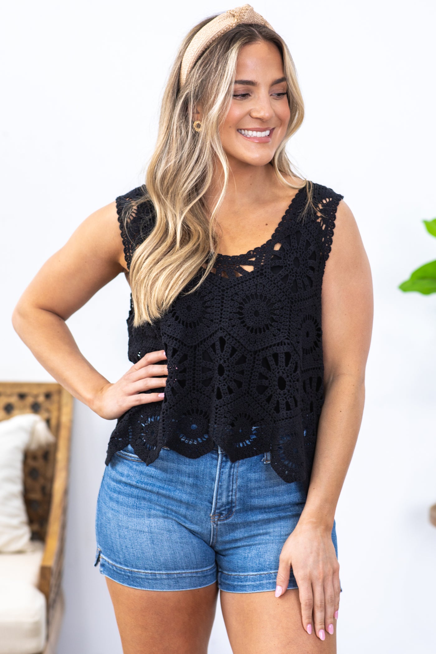 Black Casual Crochet Knit Tank Top