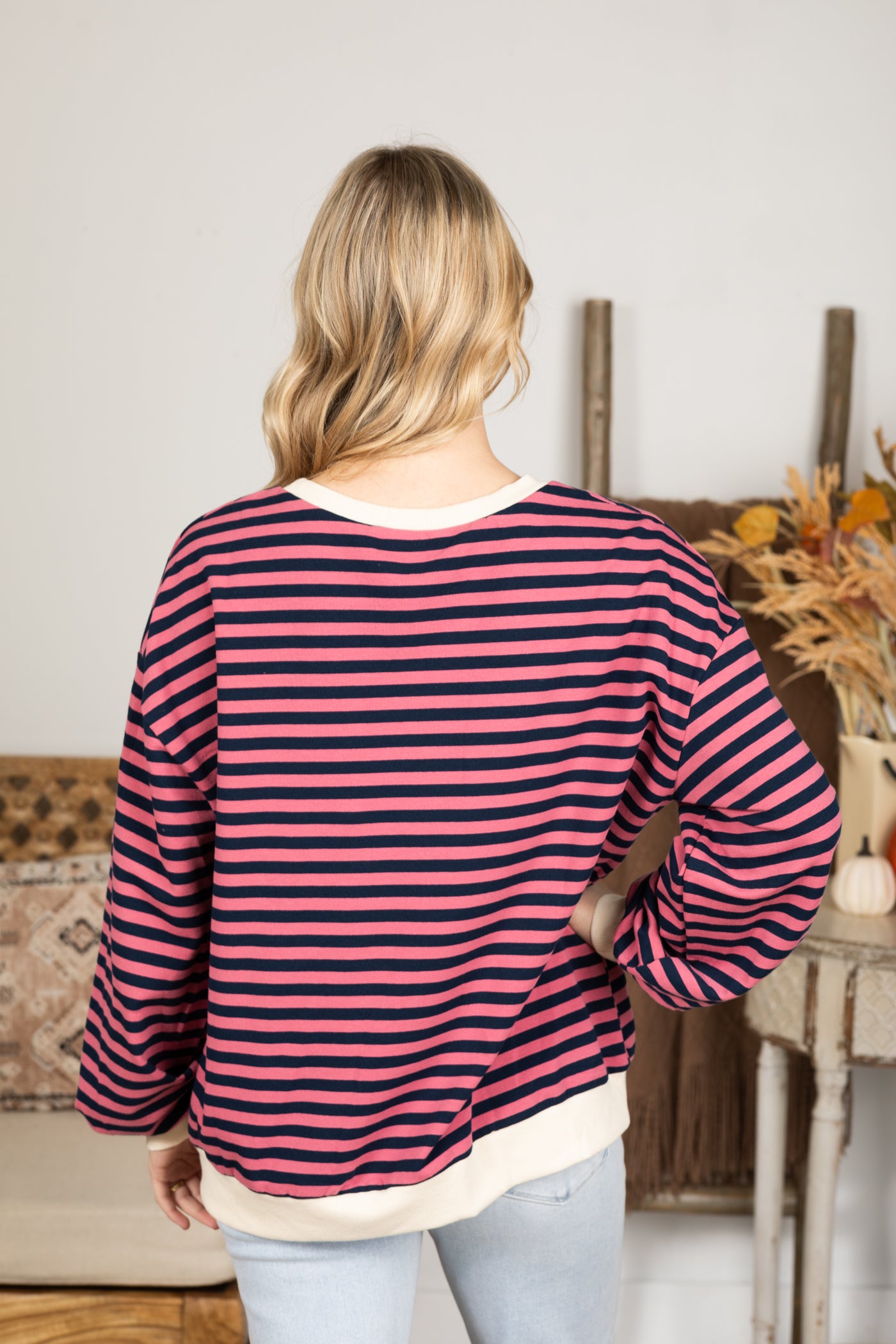 Stripe Contrast Edge Oversized Pullover