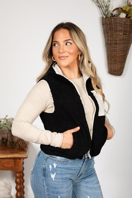 Reversible Fleece Vest With Side Pockets