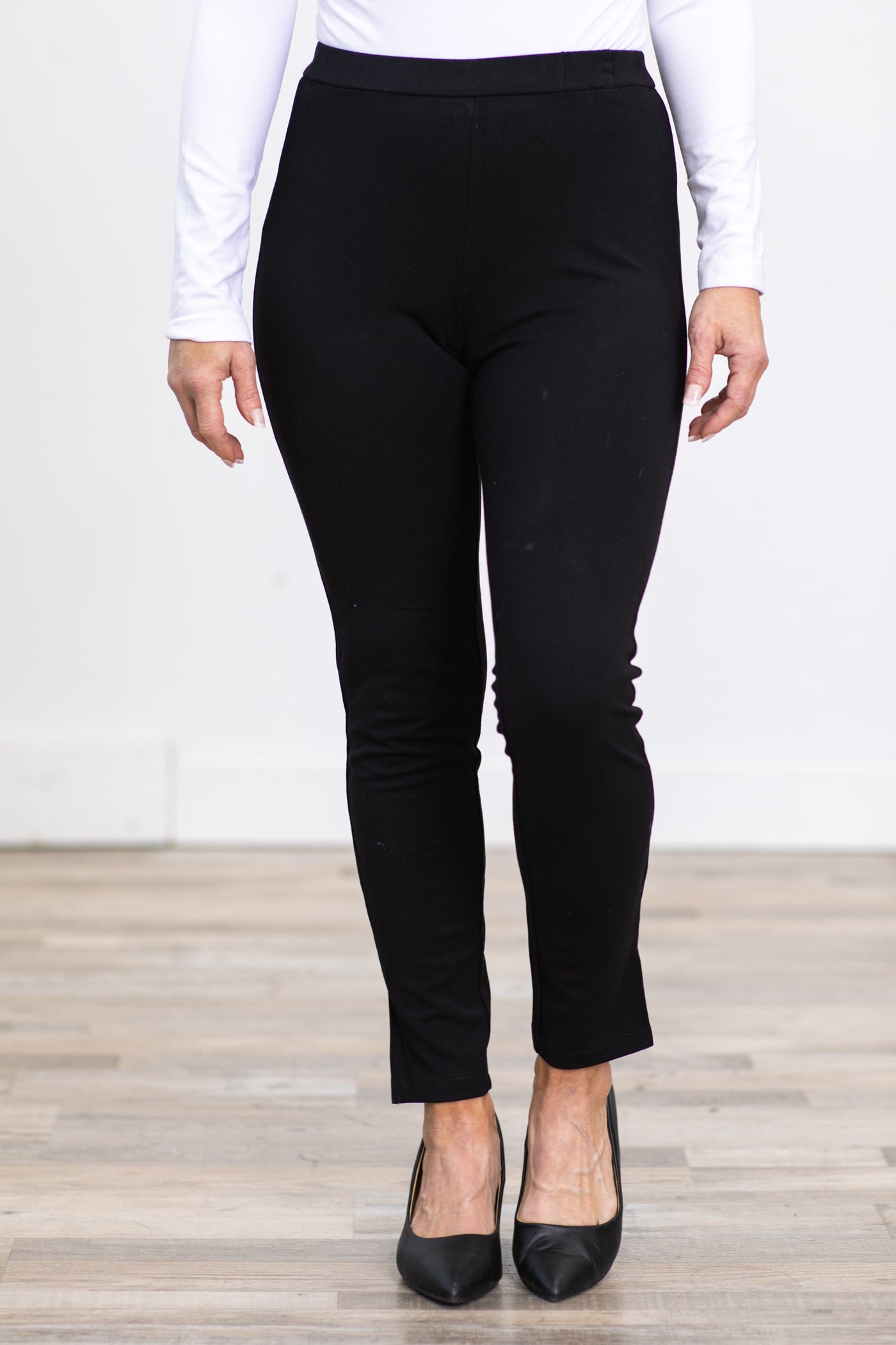 Black Leggings With Side Pocket · Filly Flair