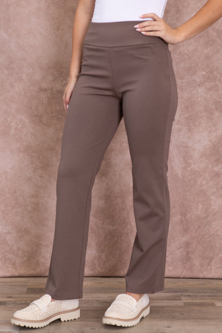 The Magic Slim Straight Leg Pant