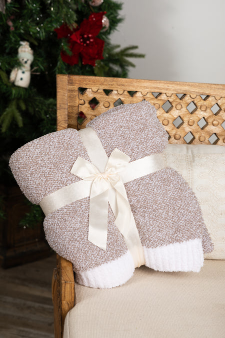 Luxury Soft Blanket With White Trim