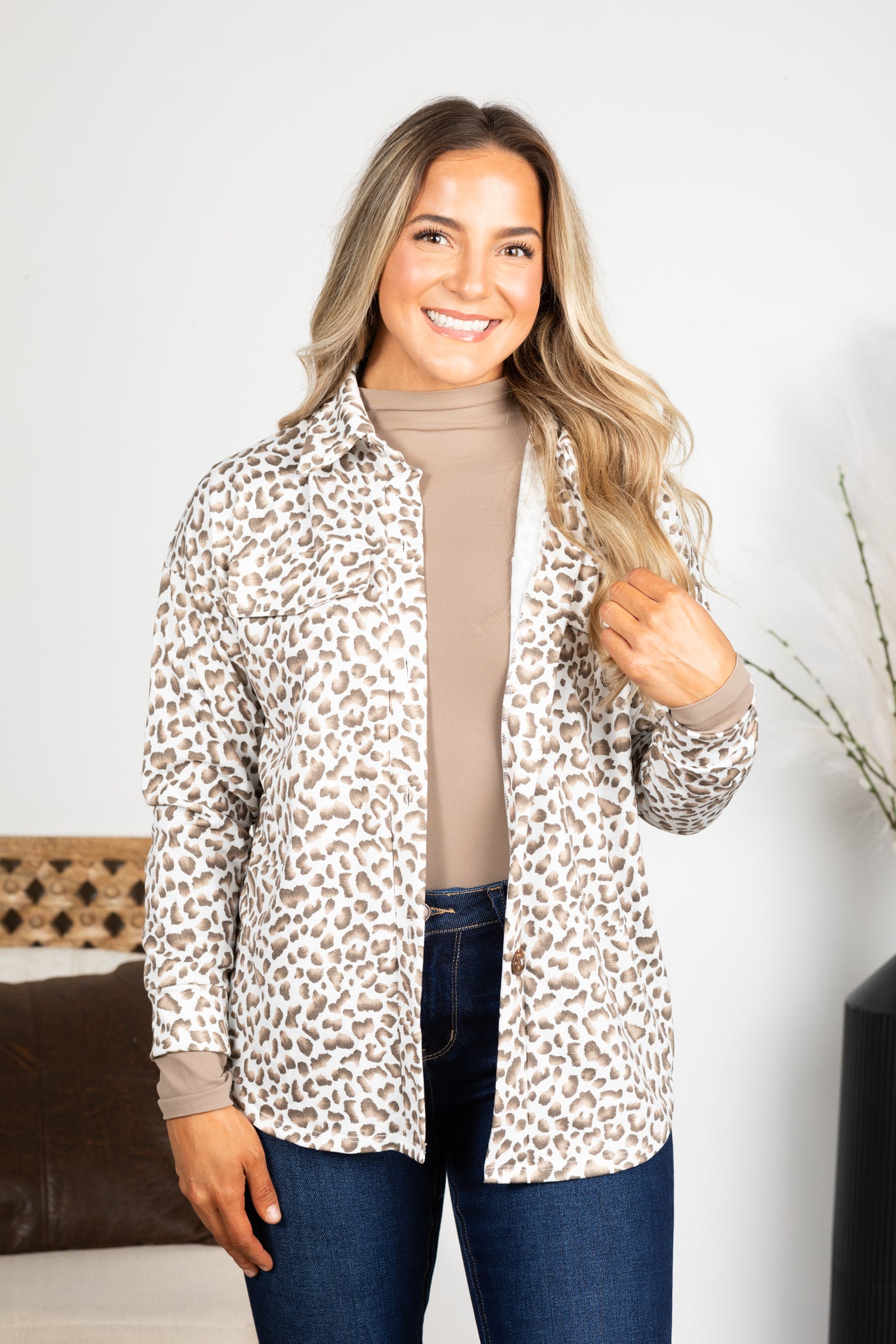 Leopard Lightweight Shacket With Front Pockets