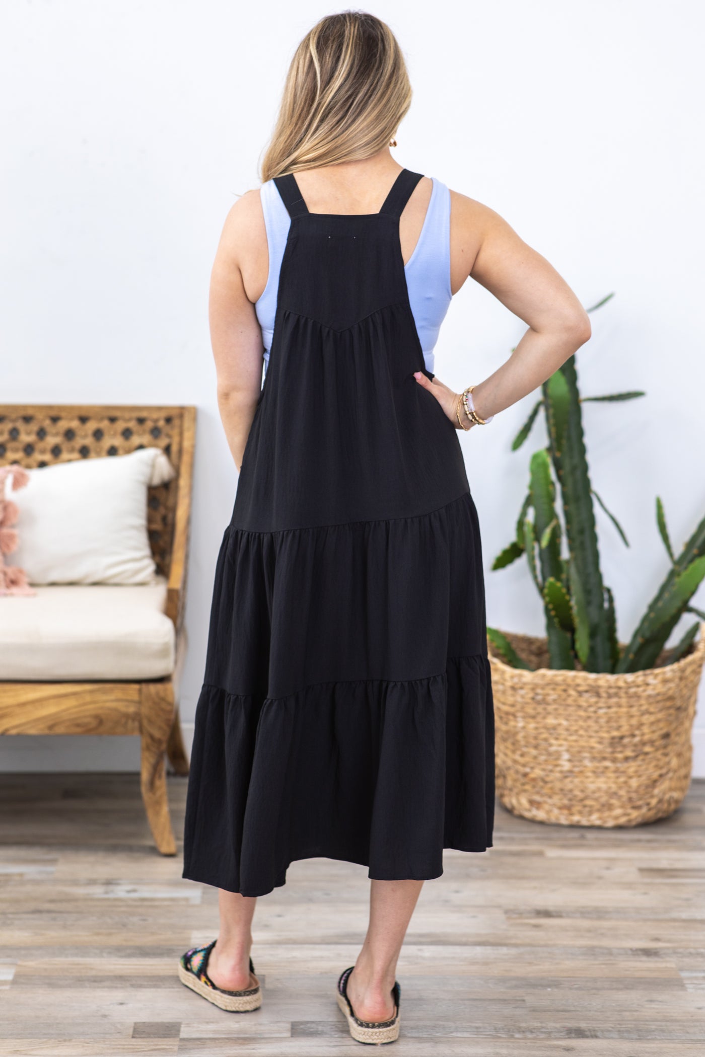 Black Tiered Skirt Airflow Dress