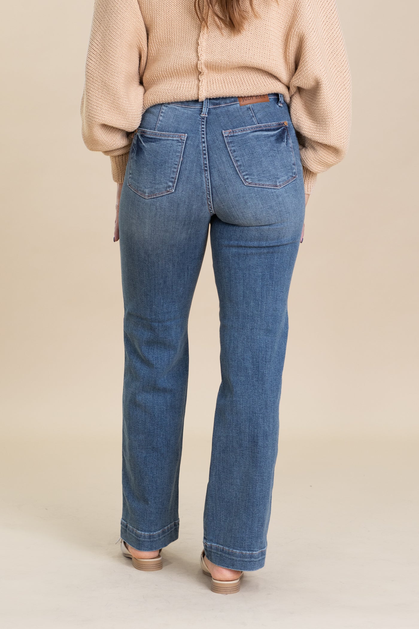 Judy Blue Contrast Thread Straight Jean