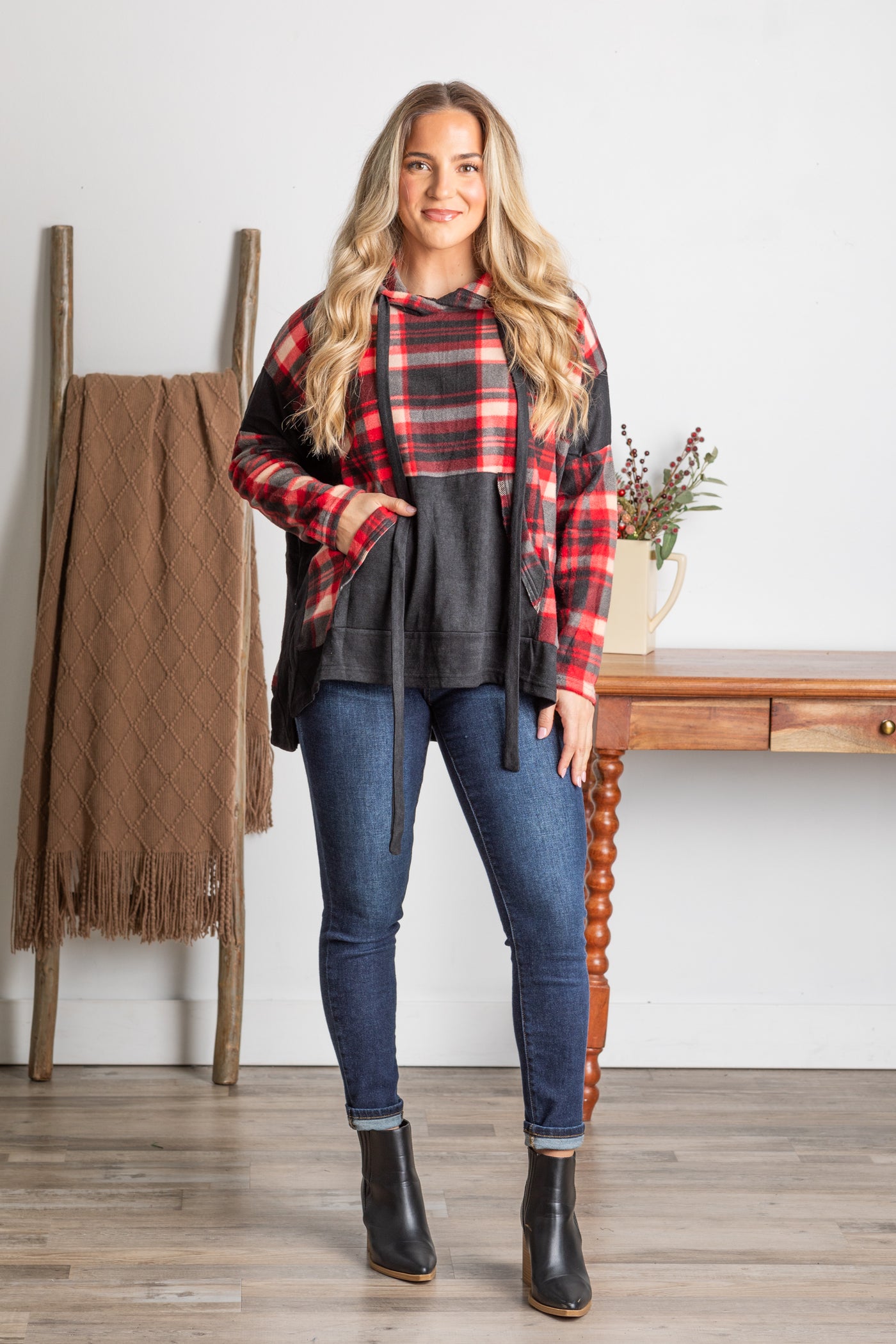 Black And Red Plaid Knit Drawstring Hoodie