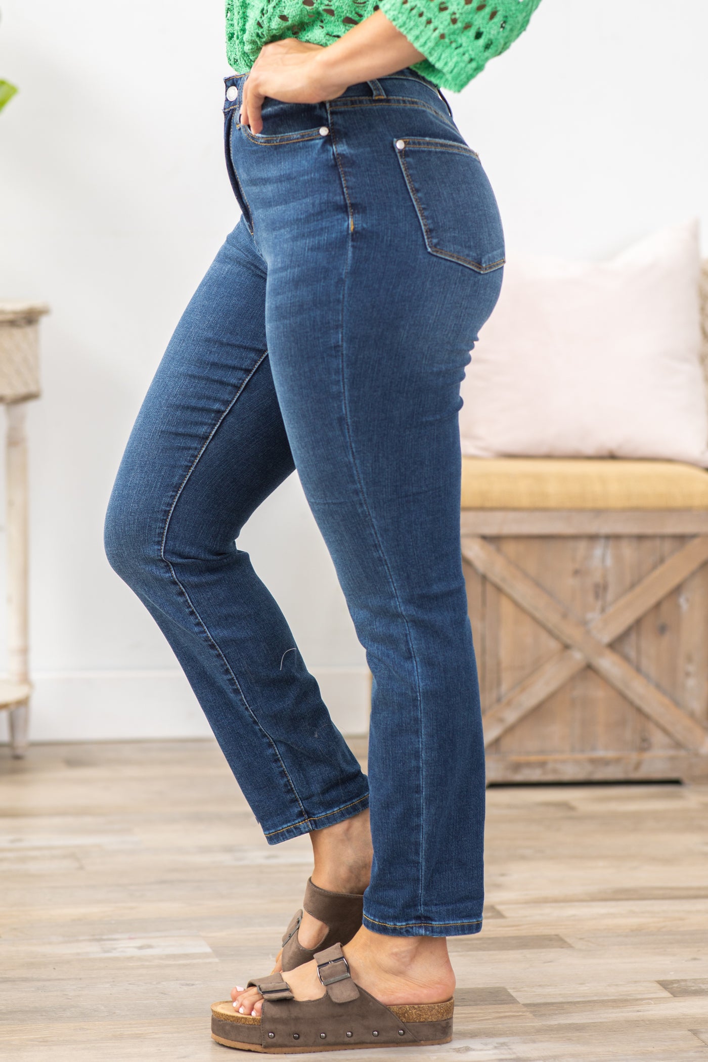 Judy Blue Beat The Heat Boyfriend Fit Jeans