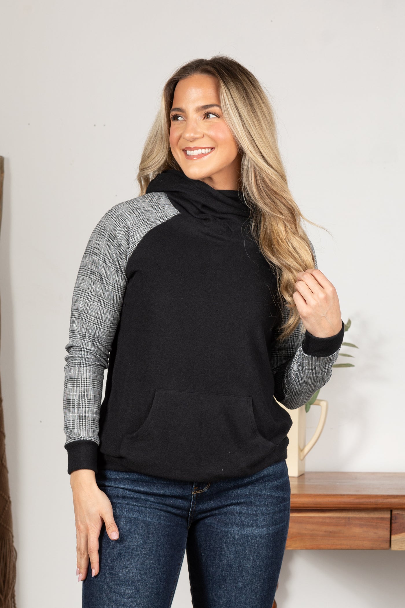 Black With Plaid Sleeves Knit Hoodie