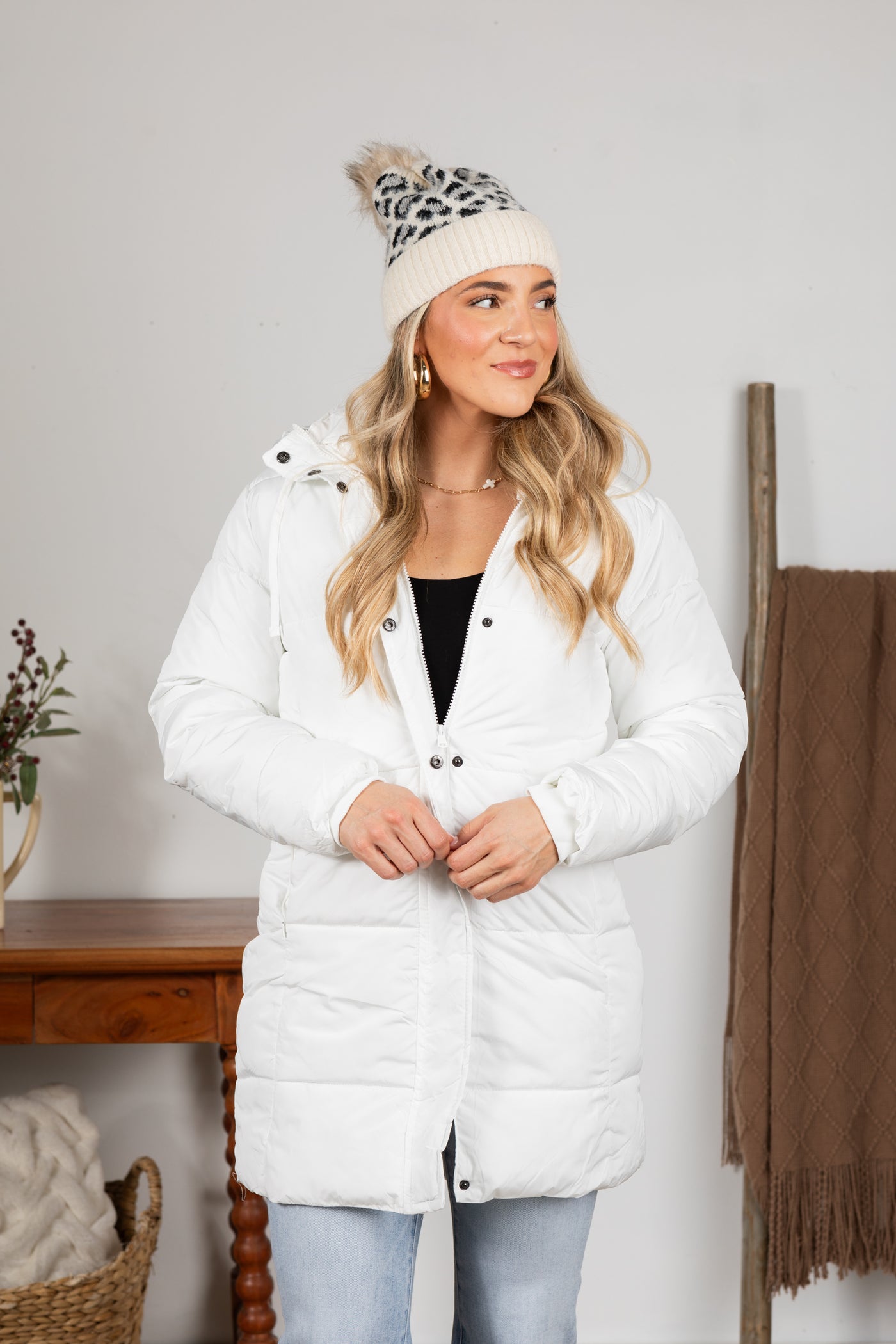 Puffer Jacket With Drawstring Hoodie