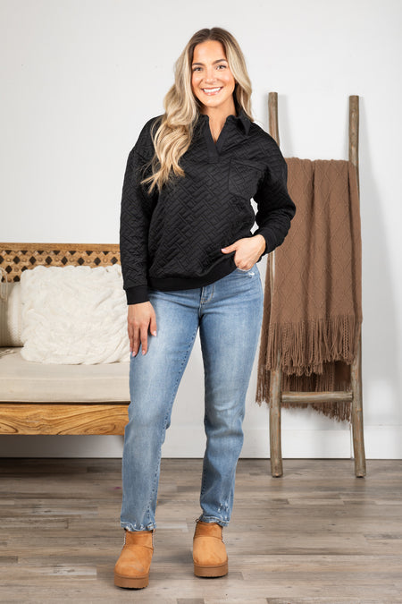 Soft Quilted Pullover With Collar