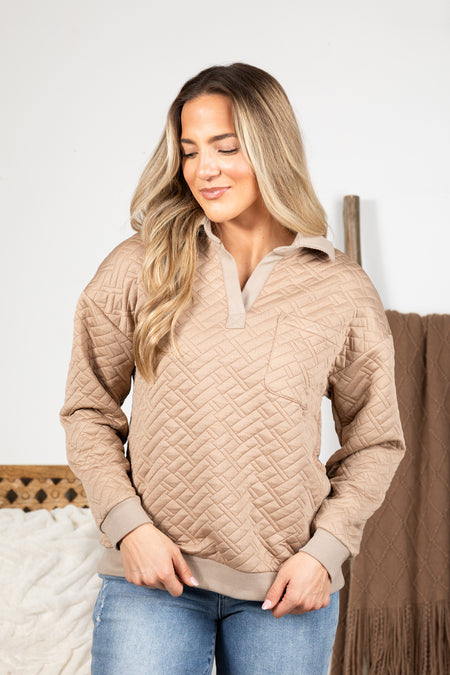 Soft Quilted Pullover With Collar