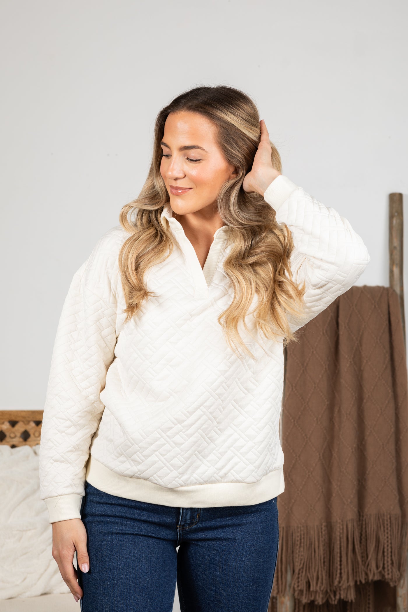 Soft Quilted Pullover With Collar