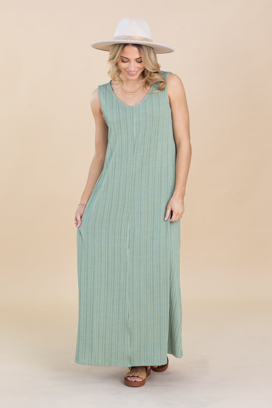 V-Neck Ribbed Maxi Dress