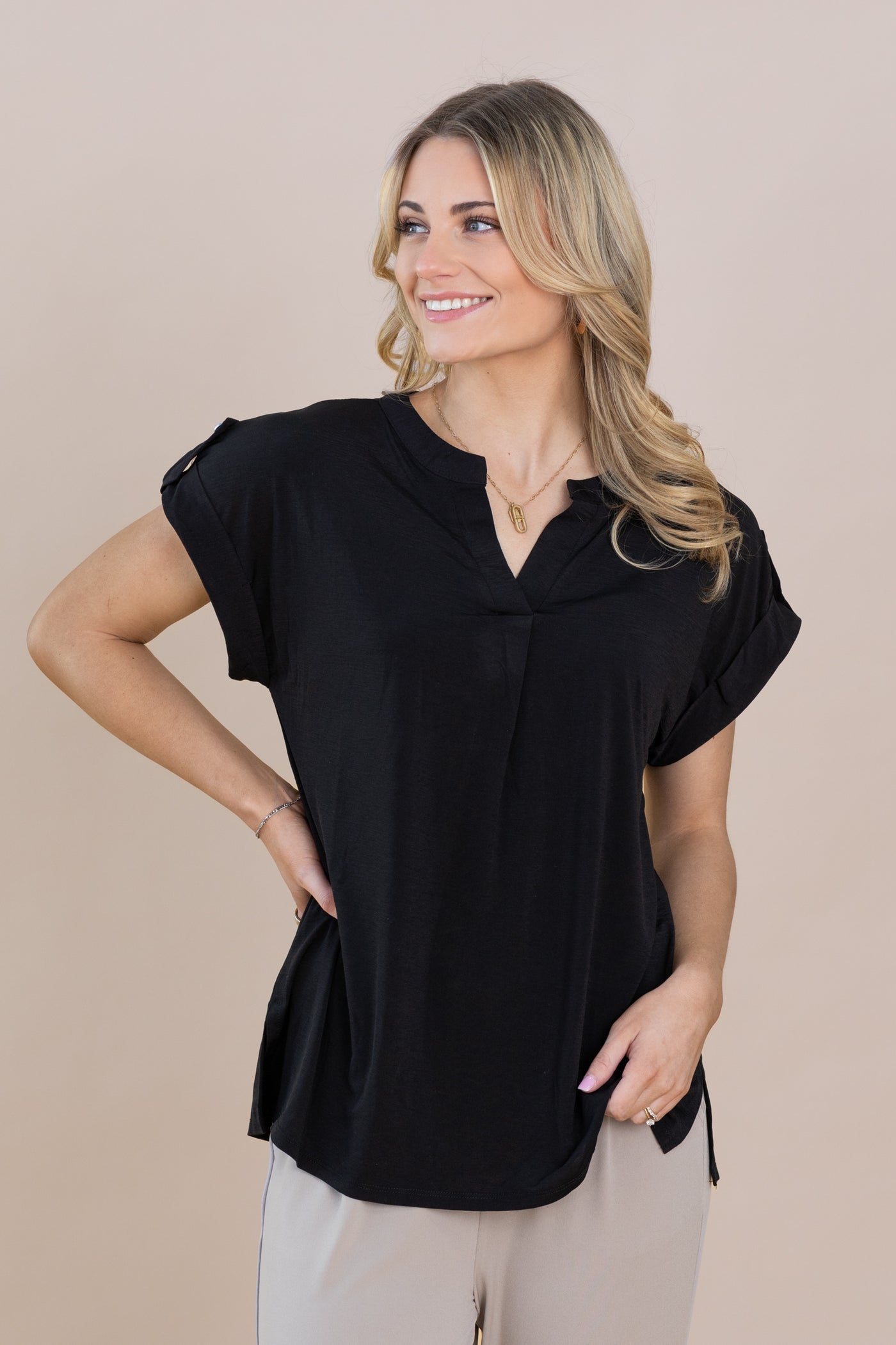 Wrinkle Free Folded Short Sleeve Knit Tops