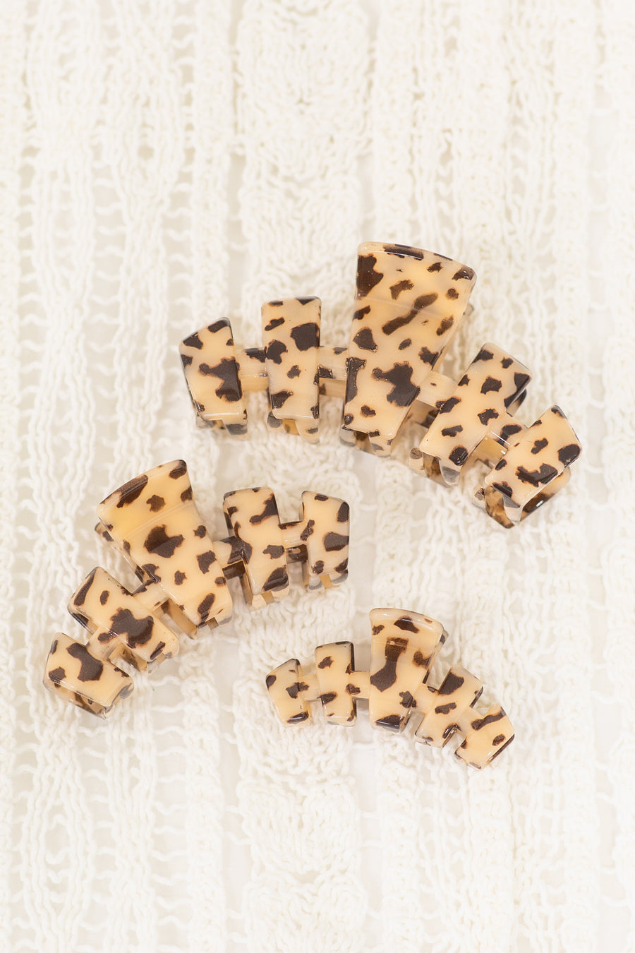 Classic Blonde Tortoise Hair Clip