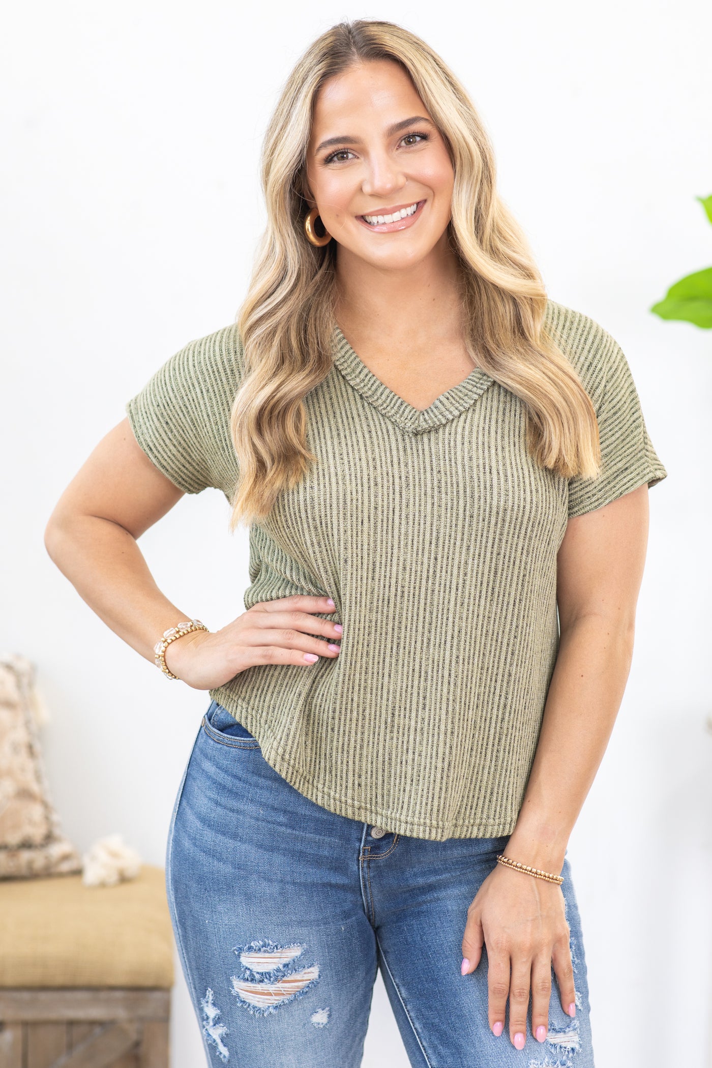 V-Neck Short Sleeve Ribbed Sweater Knit Top