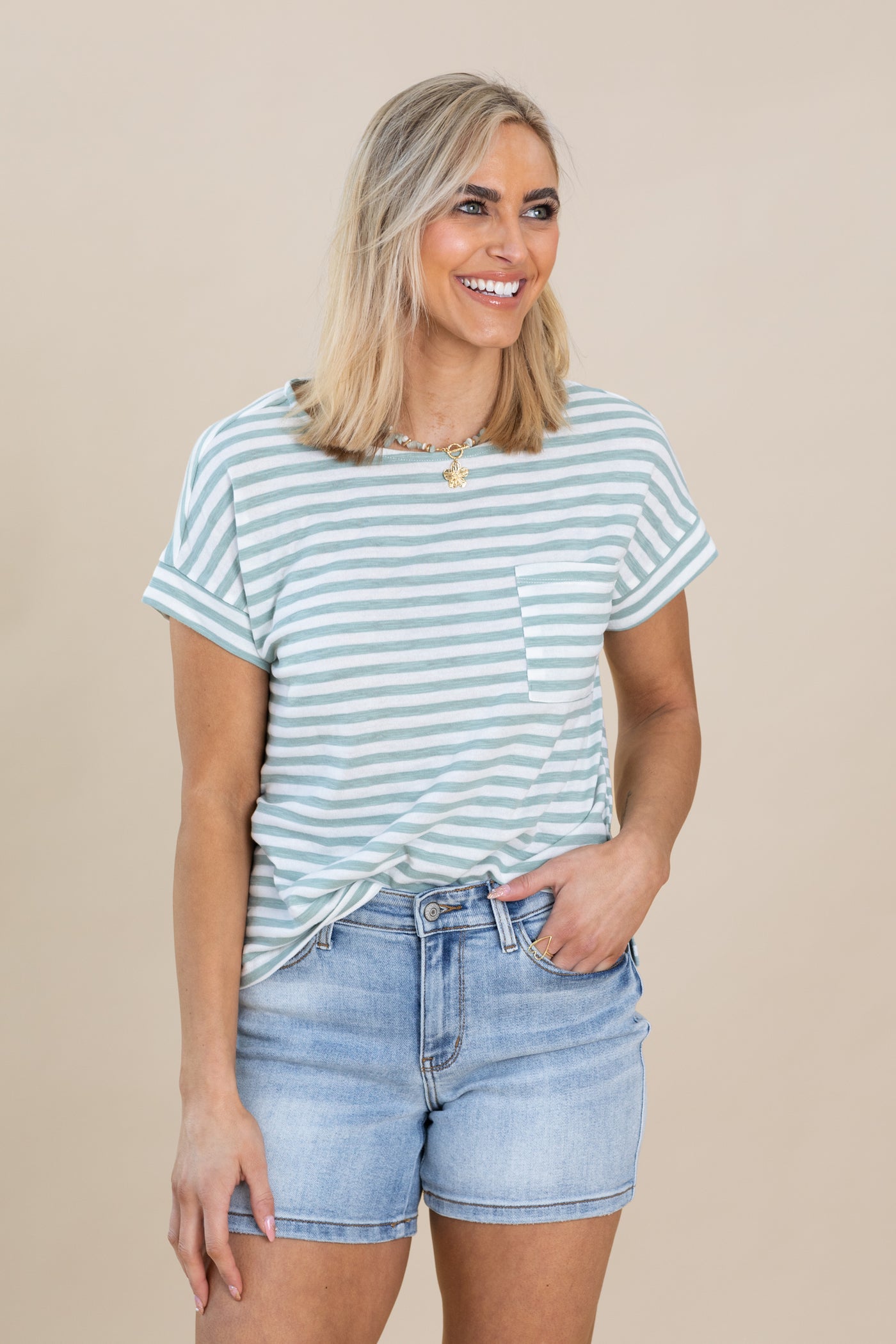 Stripe Pocket Short Sleeve T-Shirts