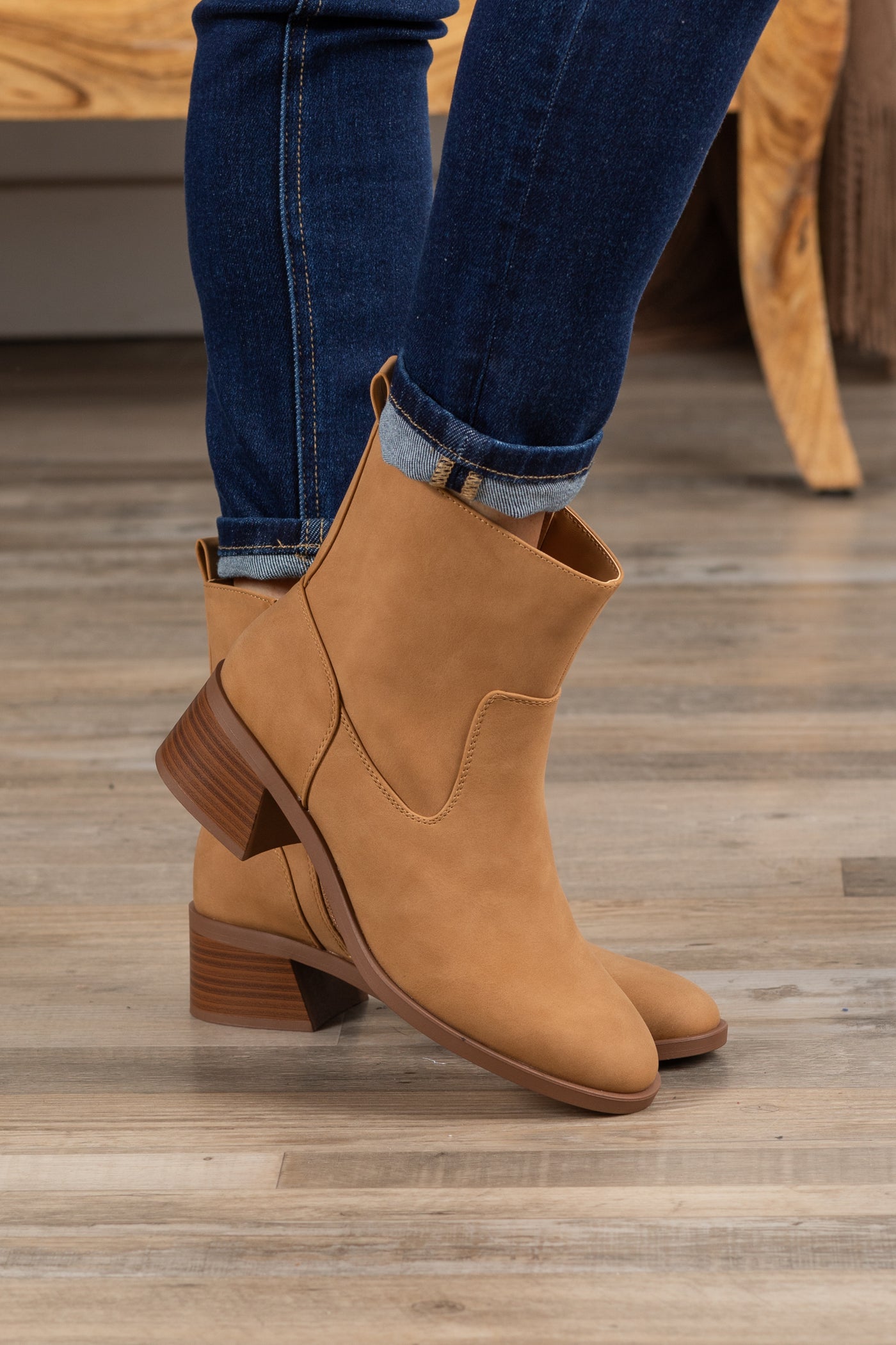 Pull On Round Toe Ankle Booties