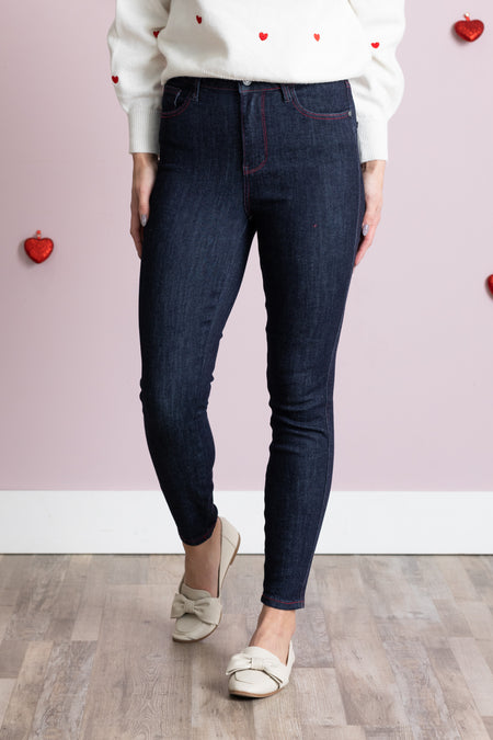 Judy Blue Heart Back Pockets Skinny Jean