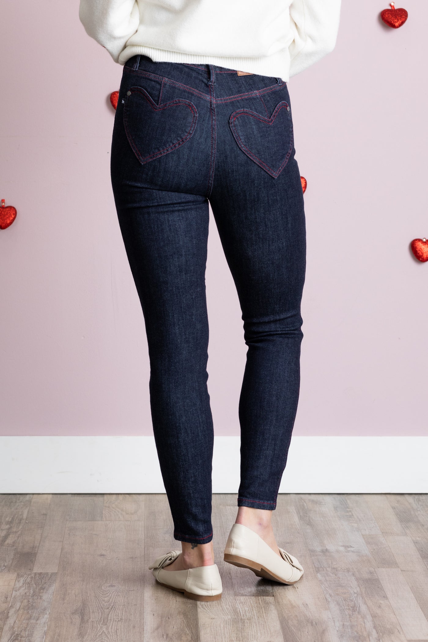 Judy Blue Heart Back Pockets Skinny Jean