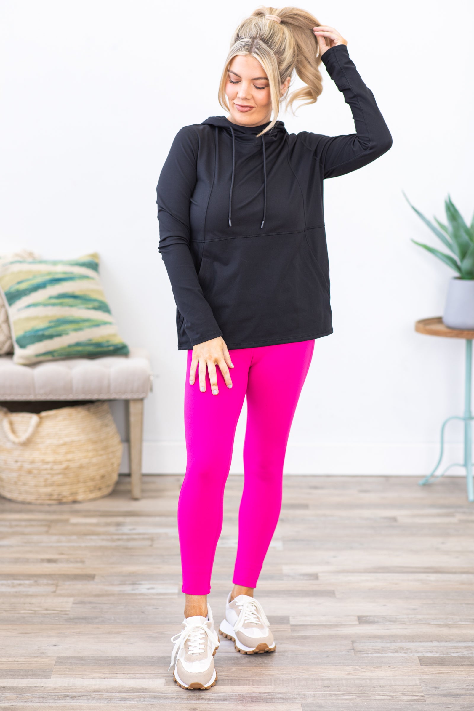 Pink essential outlet leggings