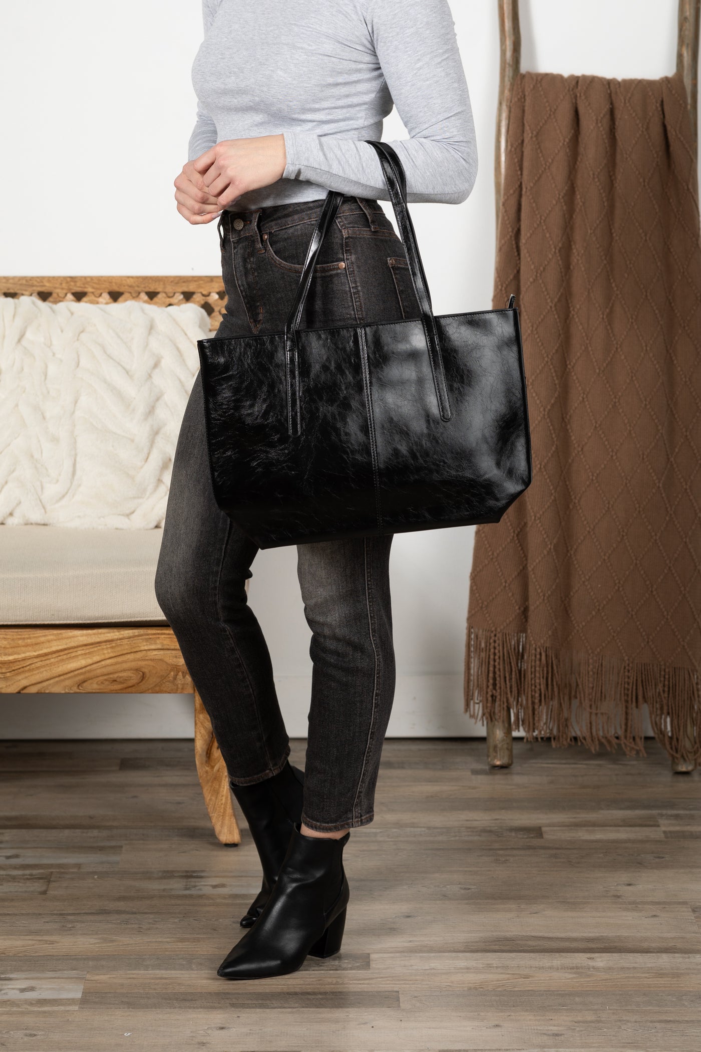 Large Capacity Vegan Leather Tote Bag