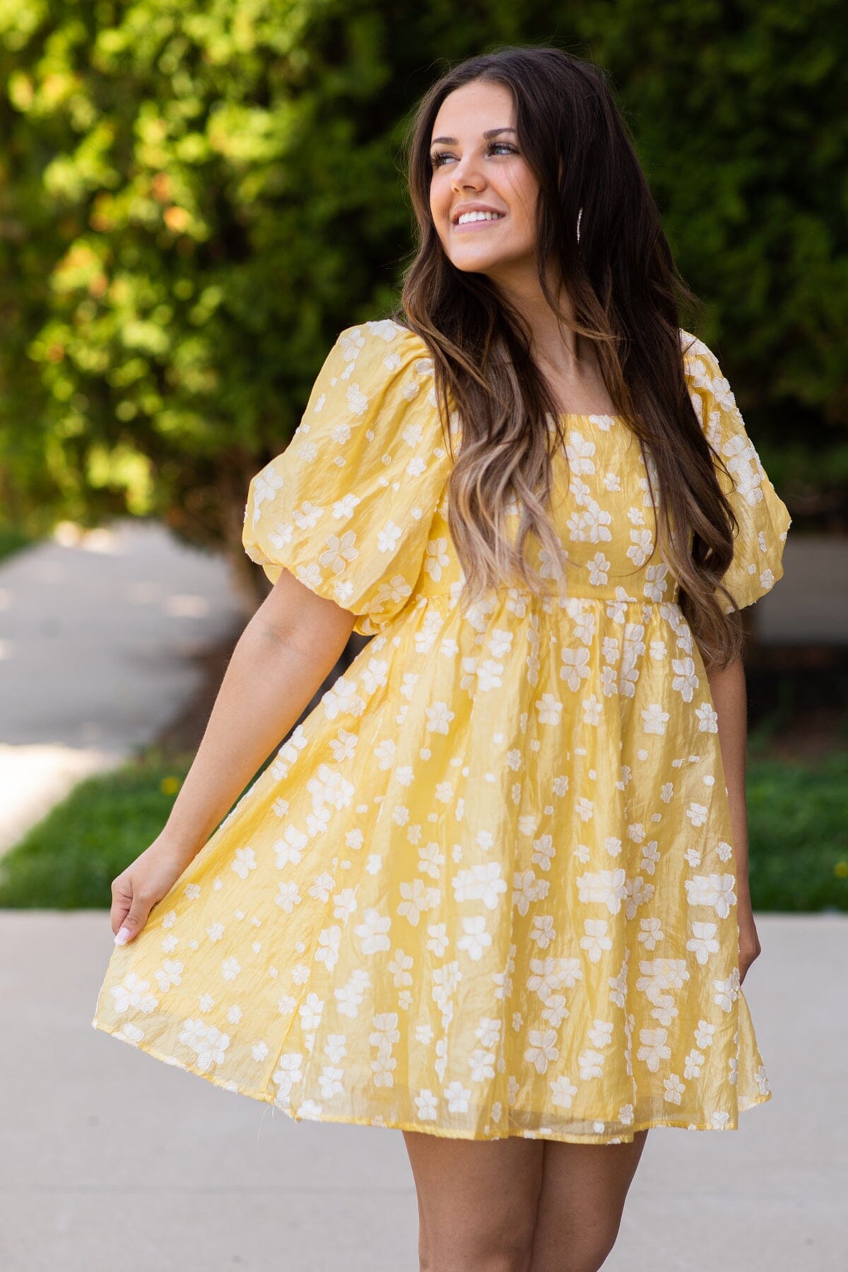 Puff sleeve yellow dress hotsell