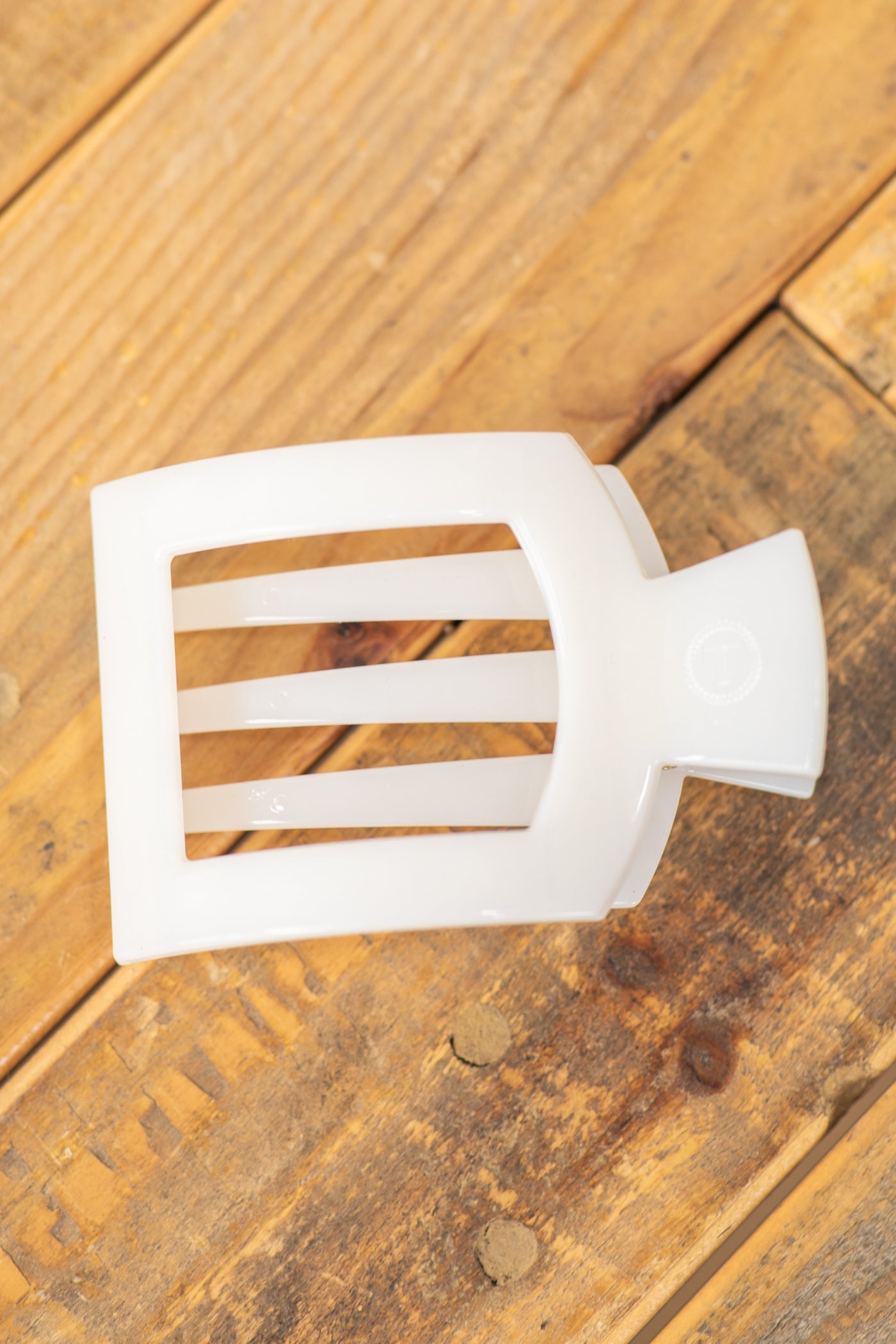 Coconut White Flat Square Clip