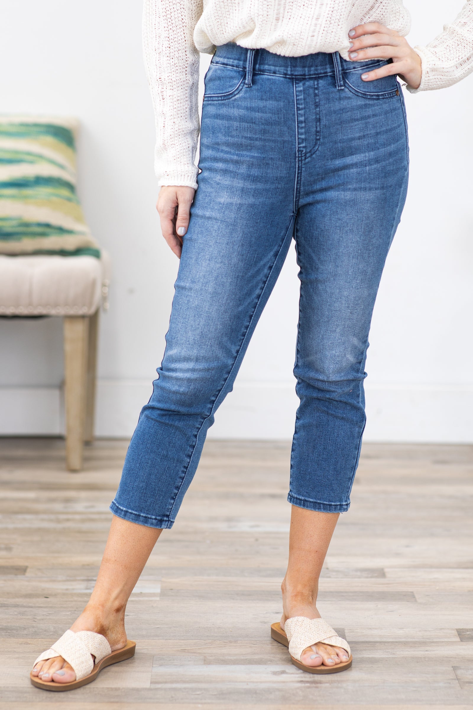 Pull on sale denim capris