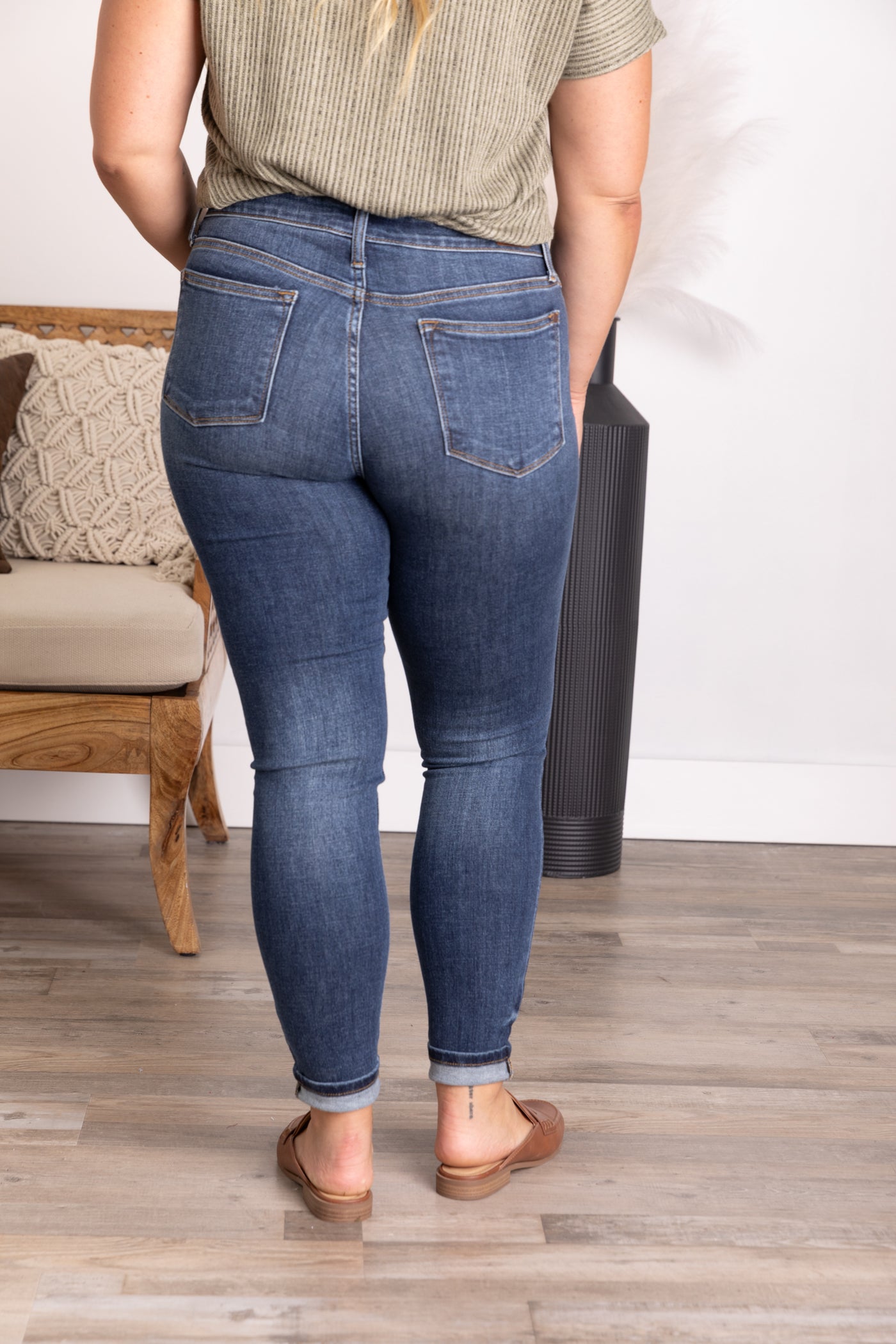 Judy Blue Core Mid-Rise Skinny Jean