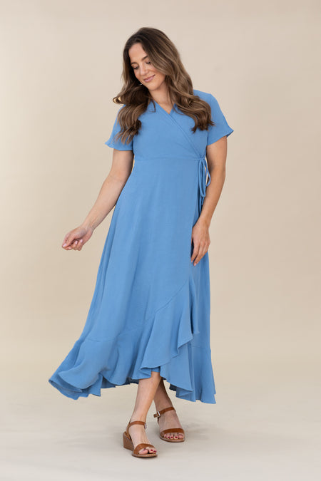 Solid Surplice Maxi Dresses With Short Sleeves