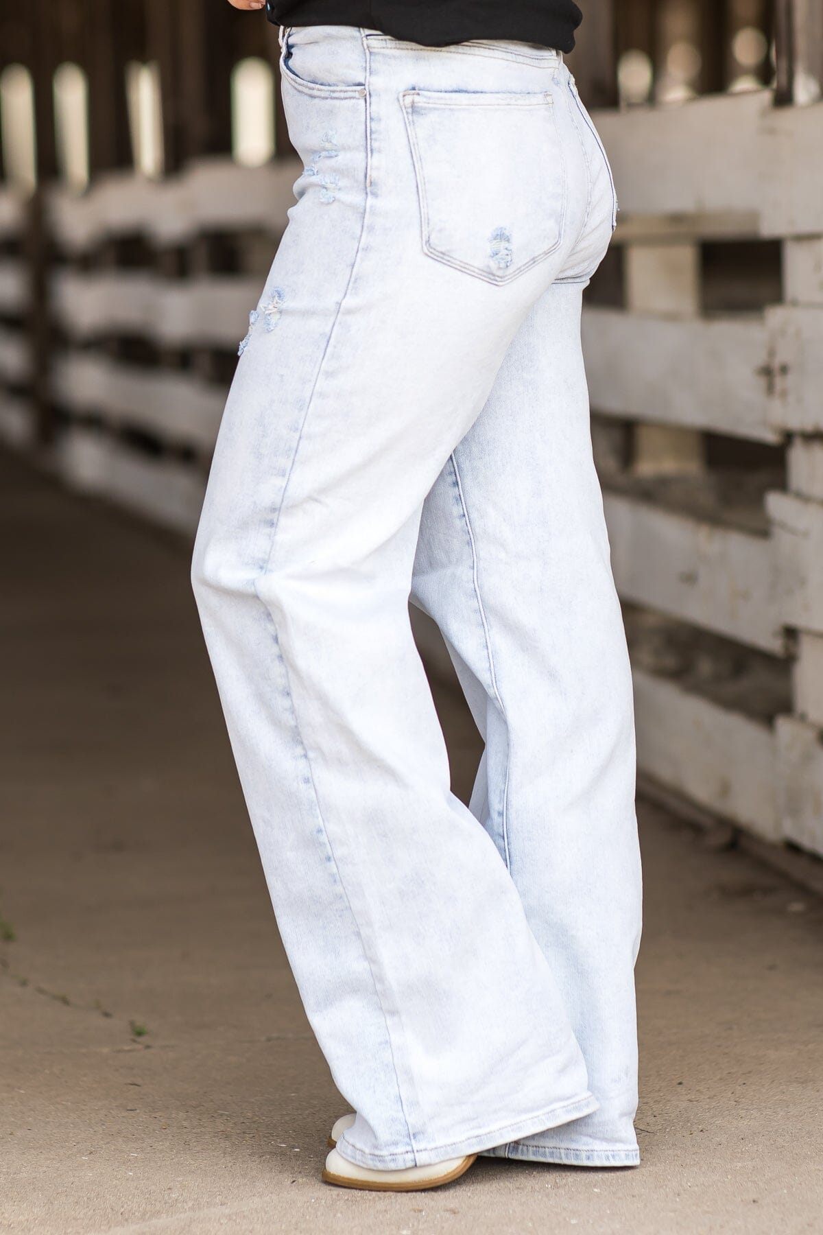 Risen Ultra Light Wash Wide Leg Jeans · Filly Flair