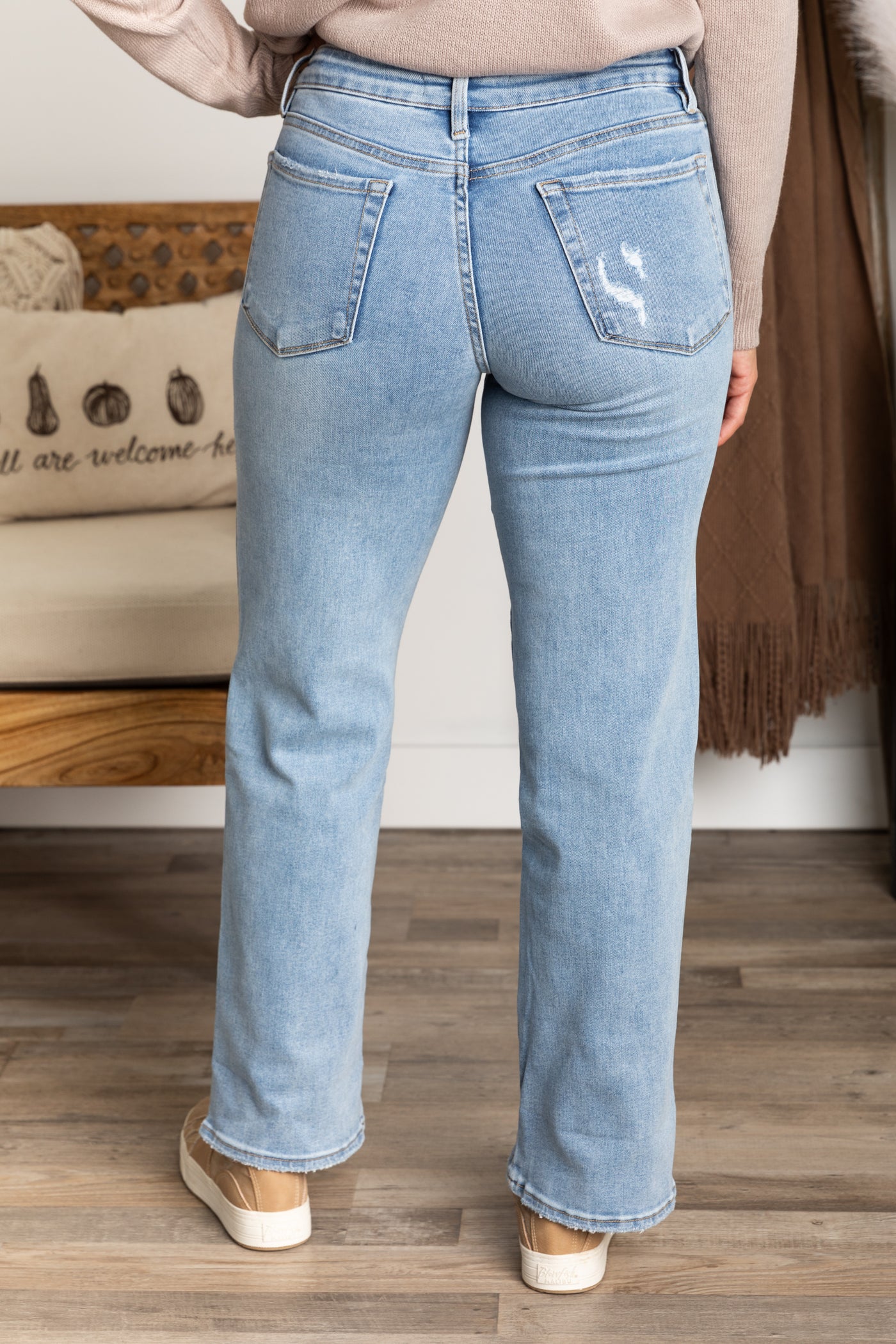 Lovervet Mid Rise Wide Ankle Jeans