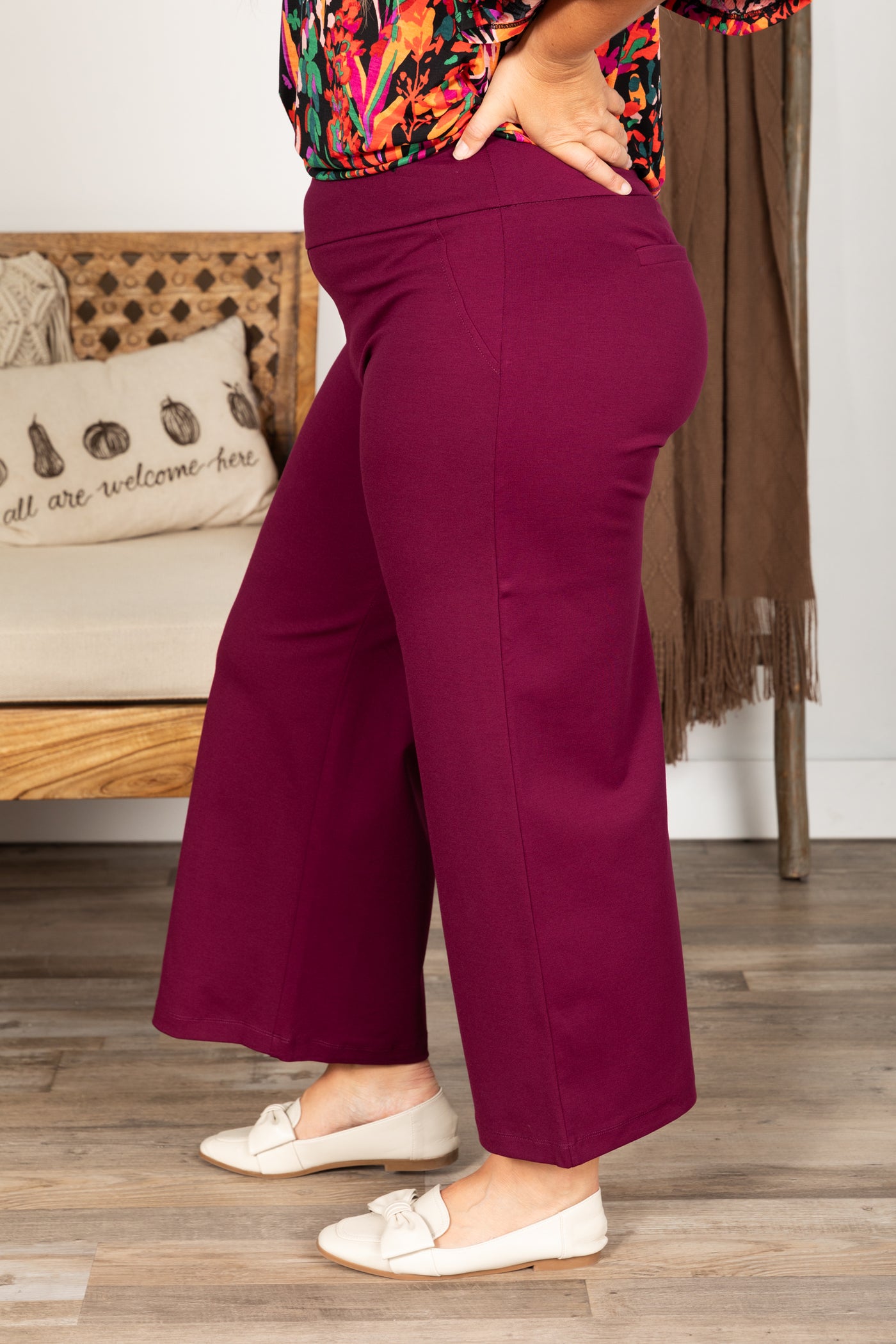 The Magic Cropped Wide Leg Pant