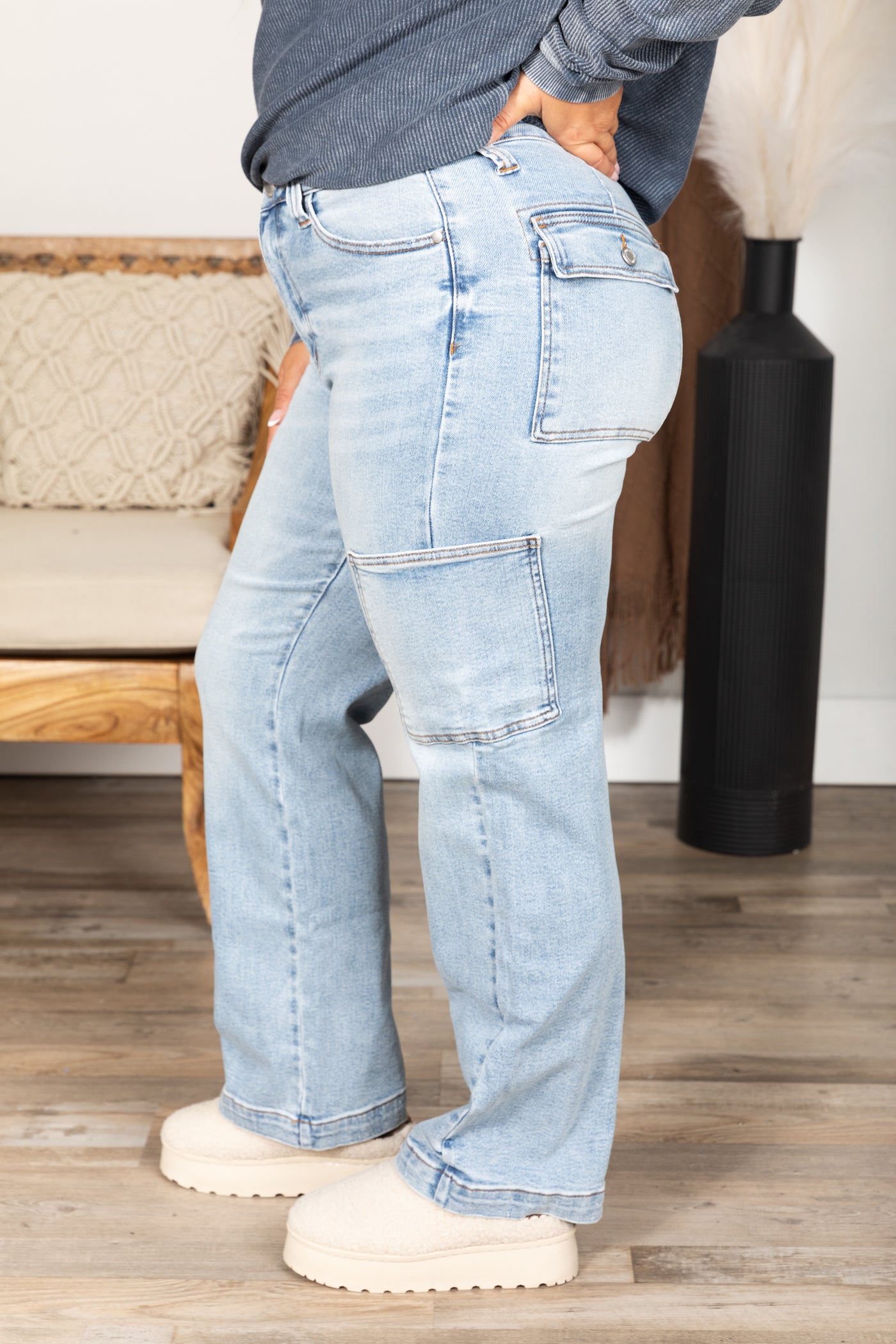 Judy Blue Light Wash Cargo Wide Leg Jeans