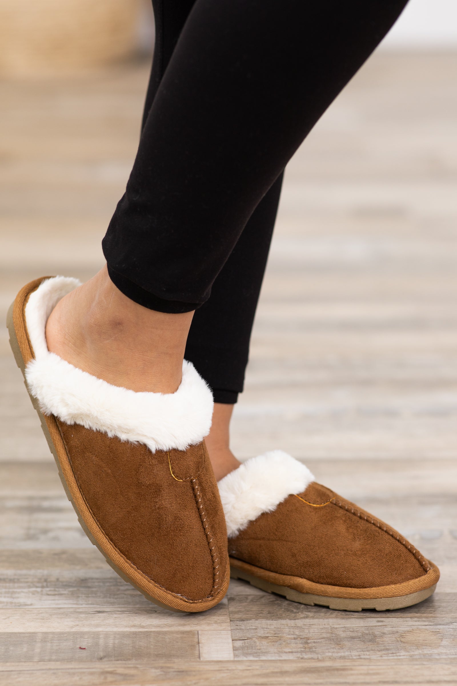 Fur lined deals house slippers