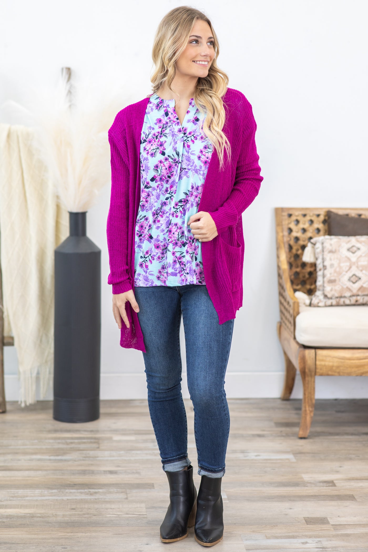 Light Weight Cardigan With Pockets