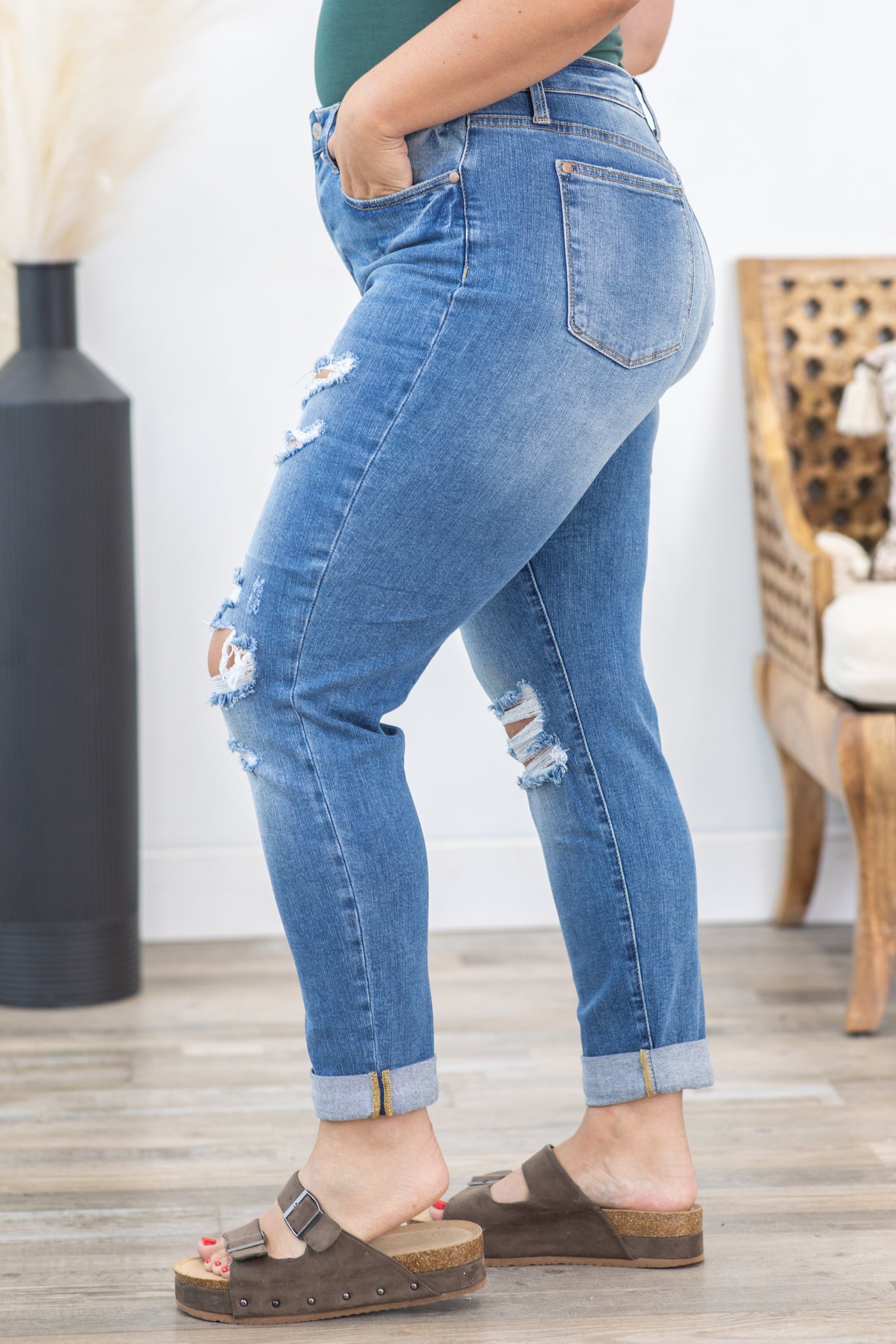 Judy Blue Cuffed Boyfriend Jean With Distress