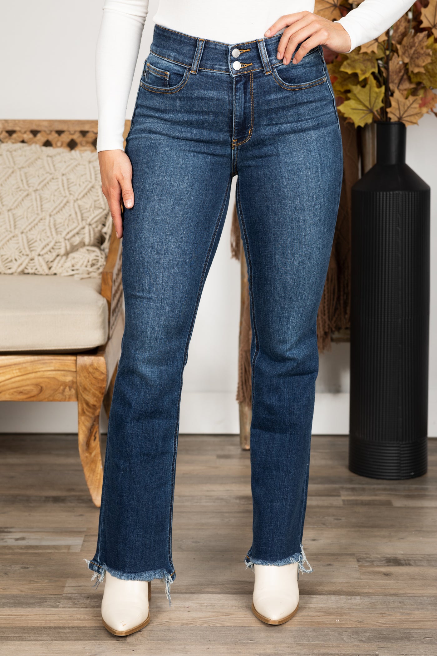 Judy Blue Vintage Wash Fray Hem Bootcut Jeans