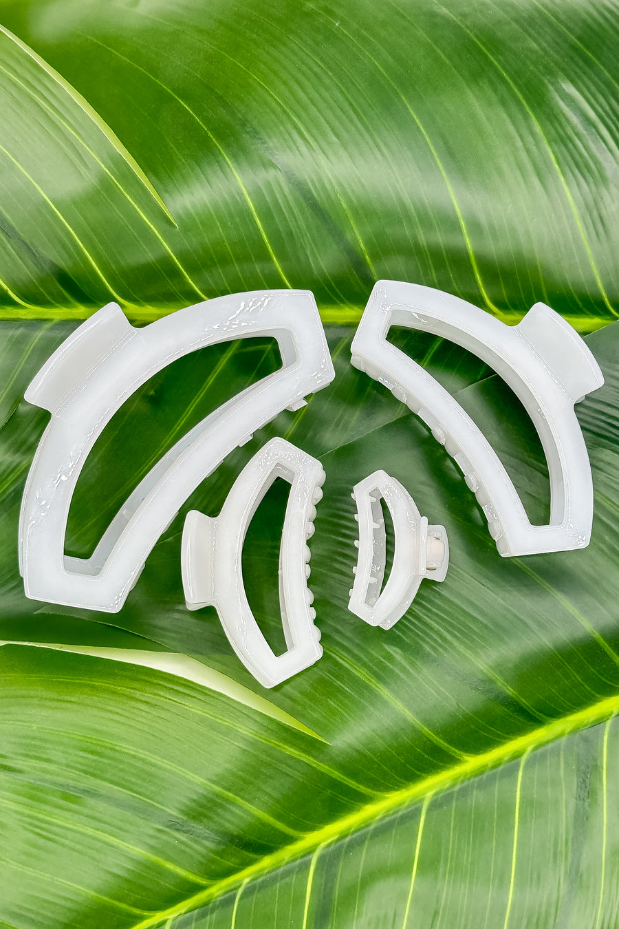 Open Coconut White Hair Clip